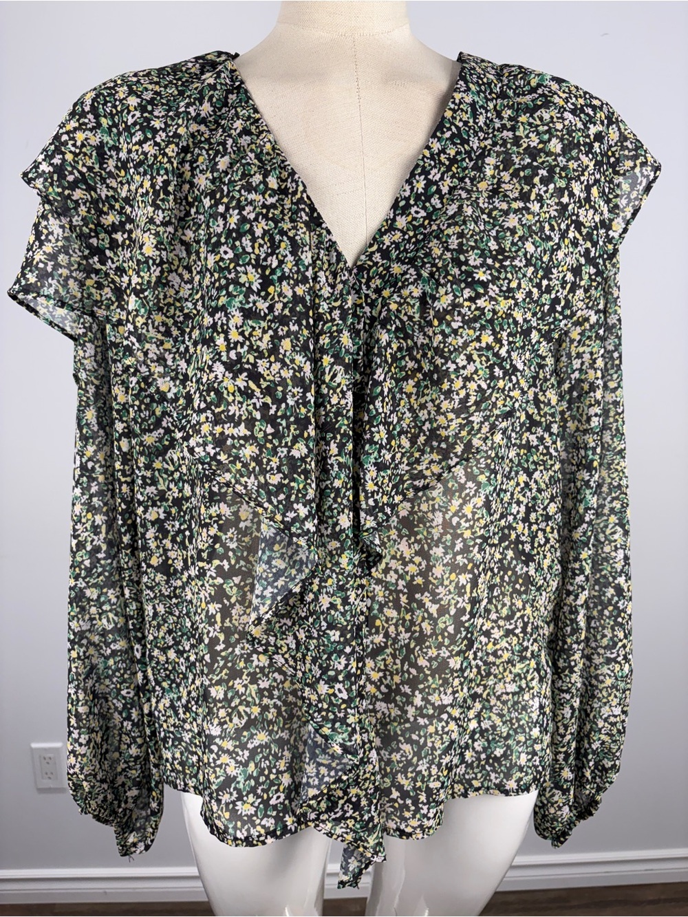 Topshop Ditsy Floral V-Neck Blouse Black Green Yellow Ruffle Detail Sheer 4